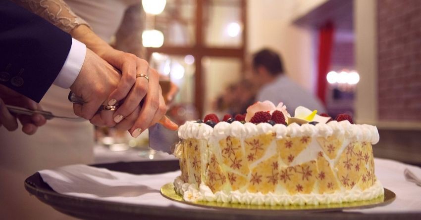 Como librarte de invitar a tu boda a los compañeros de trabajo